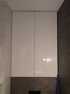 Фасади у нішу ванної кімнати. МДФ фарбований глянець білий 1331-3 фото