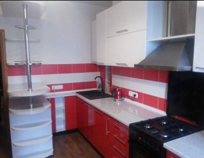 Кухня Червоно-біла з барною стійкою 1349 фото