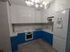 Кухня синьо-біла МДФ фарбований глянець з пеналом та вбудованою микрохвильовкою 2000 фото 6