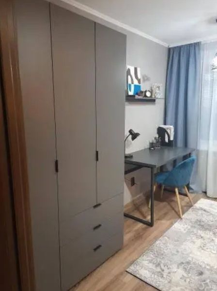 Розпашна Шафа для одягу Doros Гелар Графіт 3 ДСП 116,2х49,5х203,4 (80737074) 80737074 фото